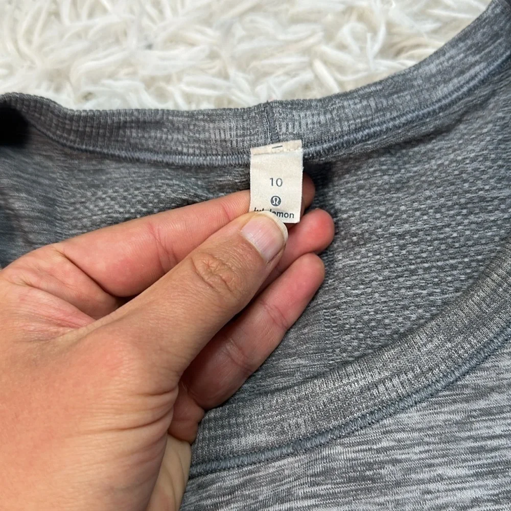 Lululemon Swiftly Relaxed Long Sleeve Slate / White